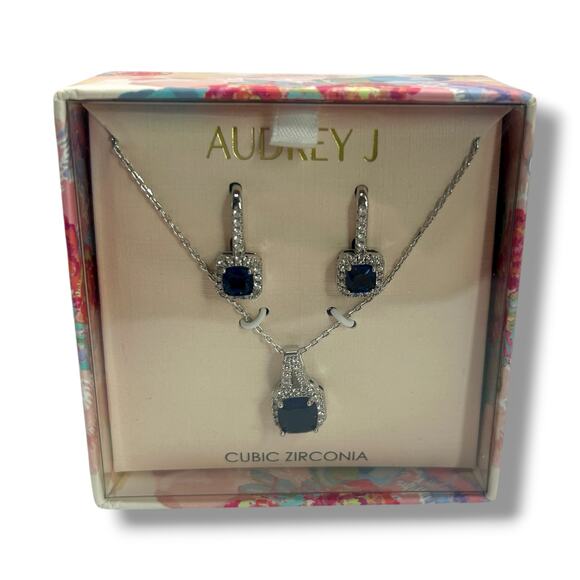 NEW Audrey J Blue Cubic Zirconia Earrings & Necklace Set Pave Crystal Gift Box - Picture 4 of 9